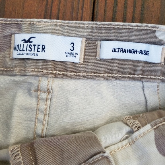 Hollister skirt  camo print in juniors size 3 - Picture 3 of 6